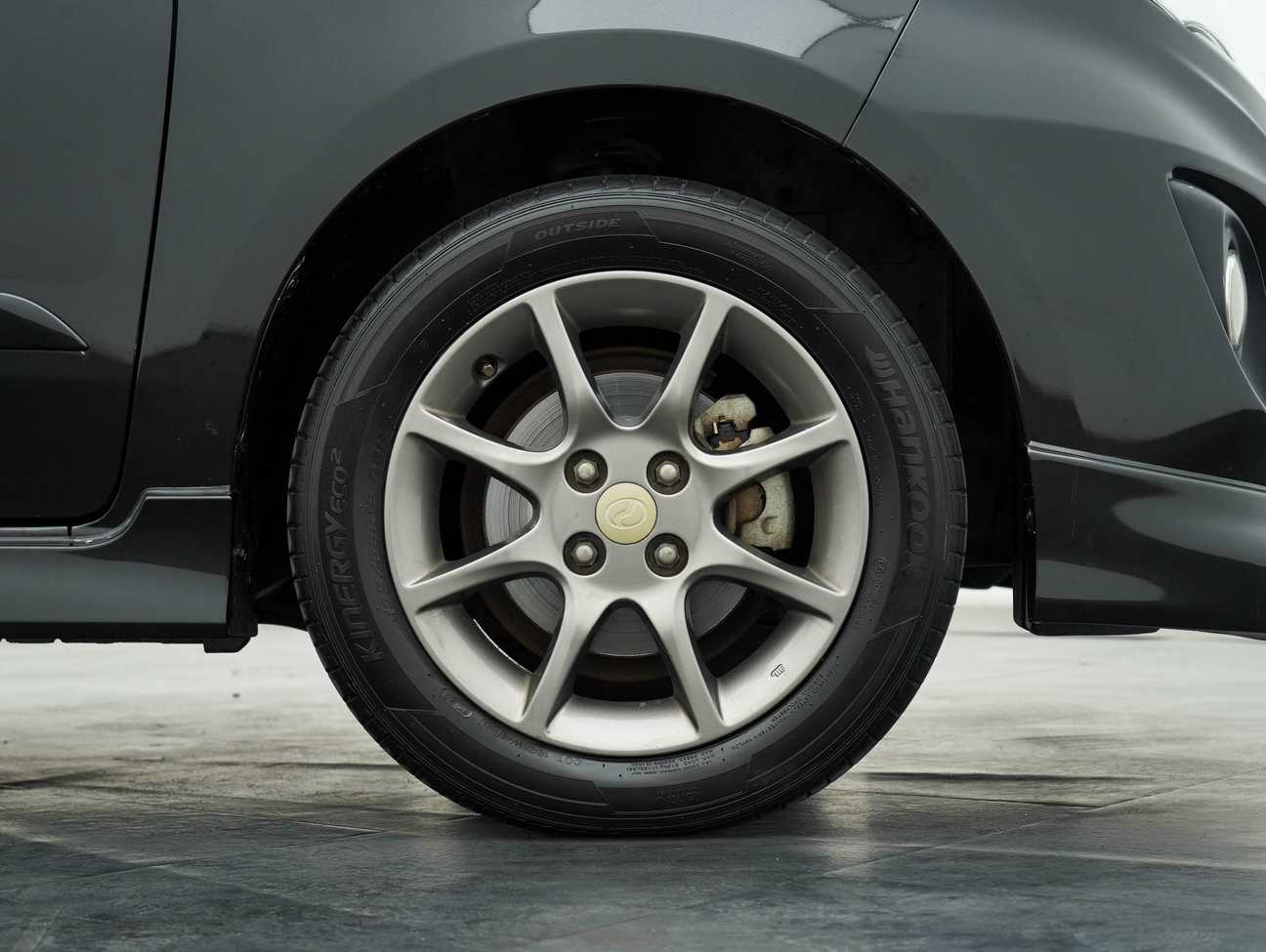 terpakai 2015 Perodua Alza Advance 1.5