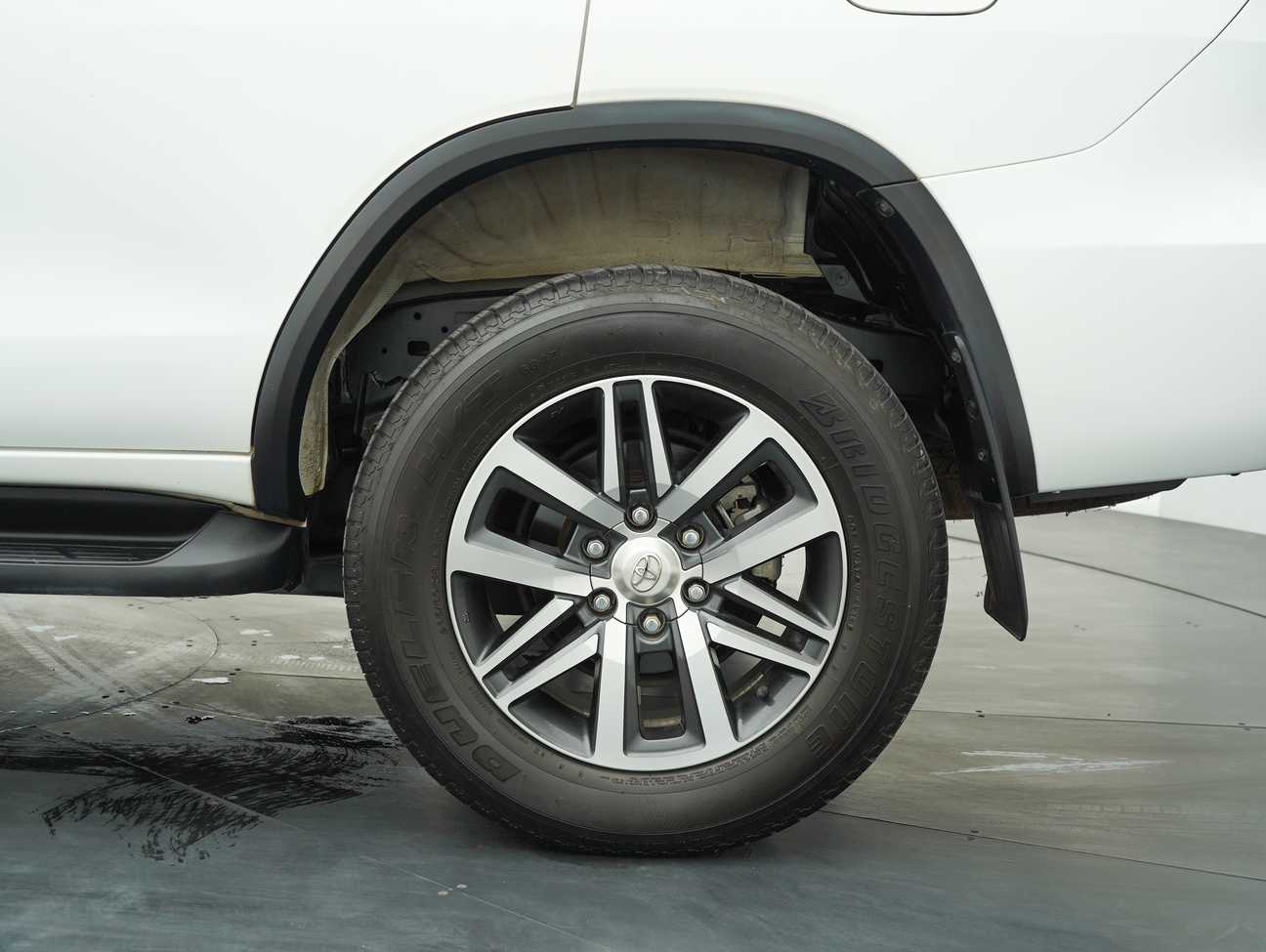 used 2019 Toyota FORTUNER 4X4 2.4