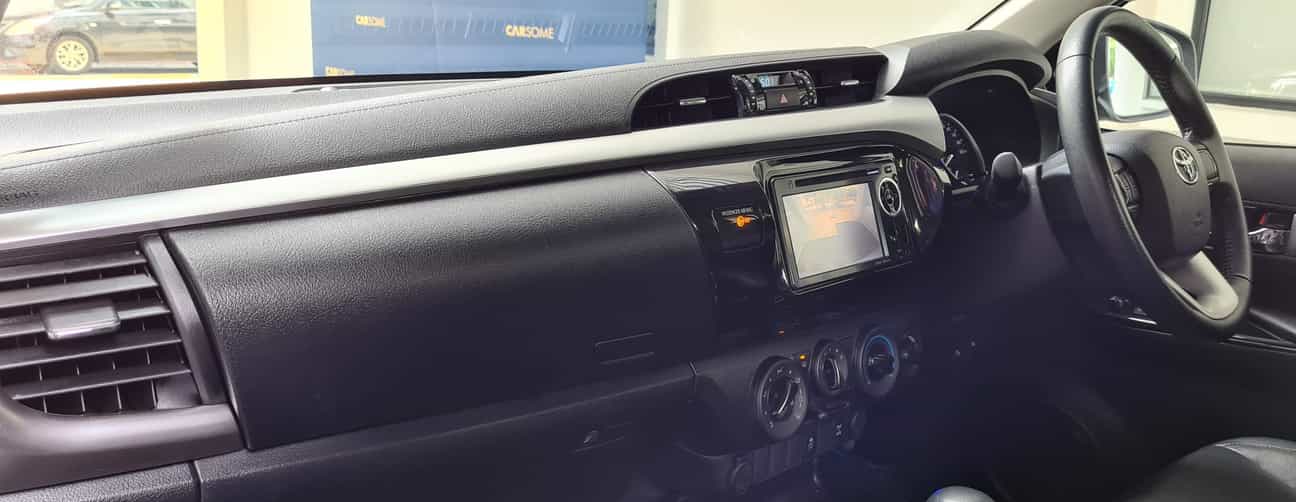 terpakai 2017 Toyota HILUX DOUBLE CAB G 4X4 2.4