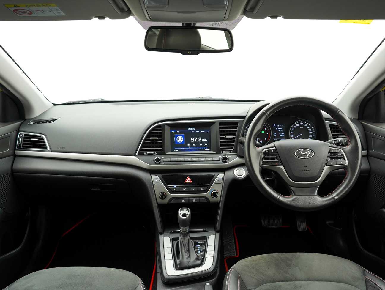 terpakai 2018 Hyundai Elantra Executive 2.0