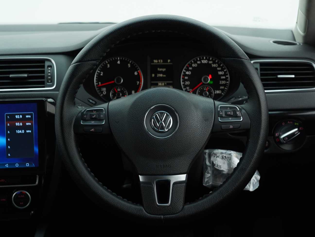 terpakai 2014 Volkswagen Jetta TSI 1.4