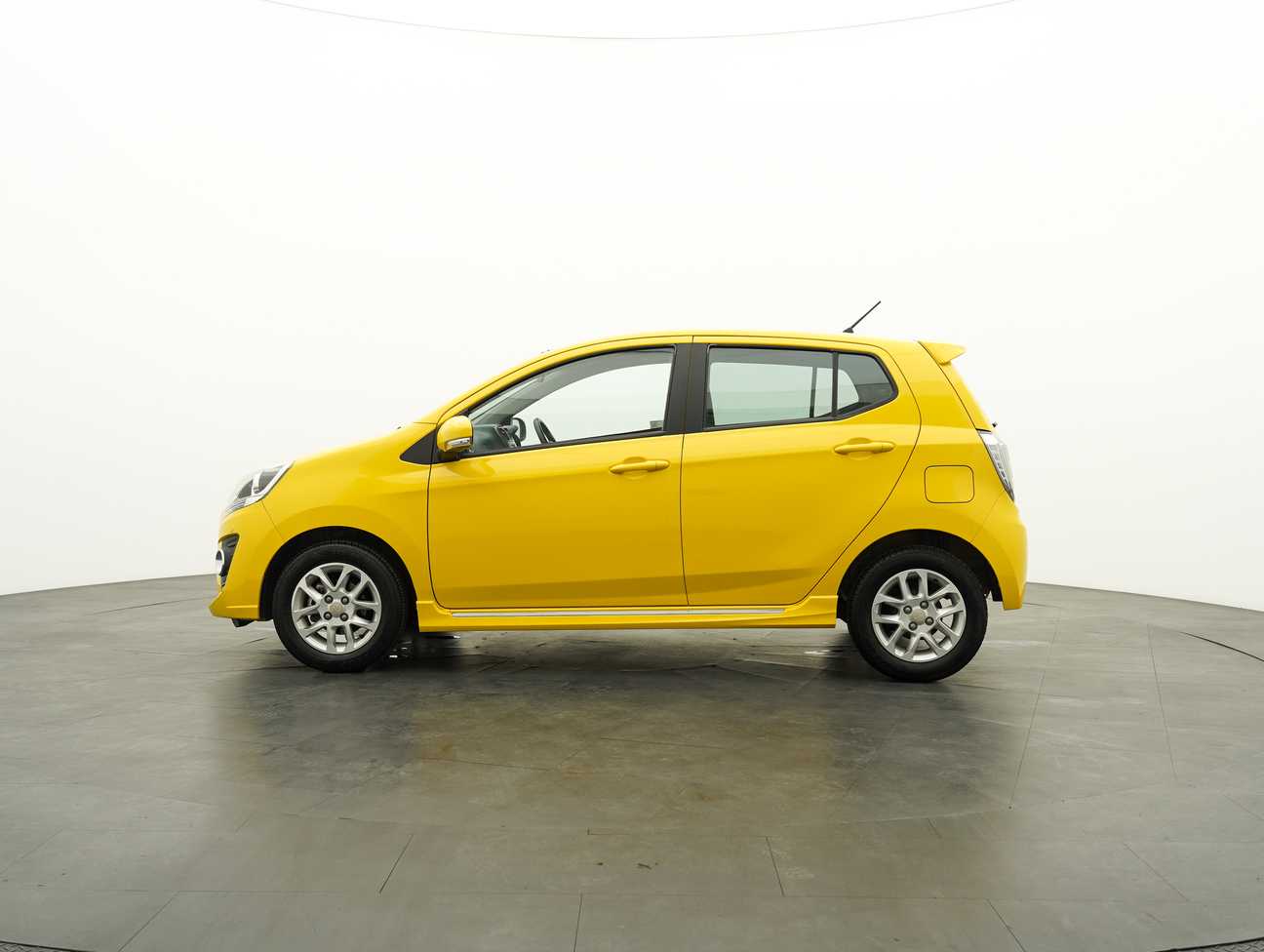 terpakai 2016 Perodua AXIA Advance 1.0