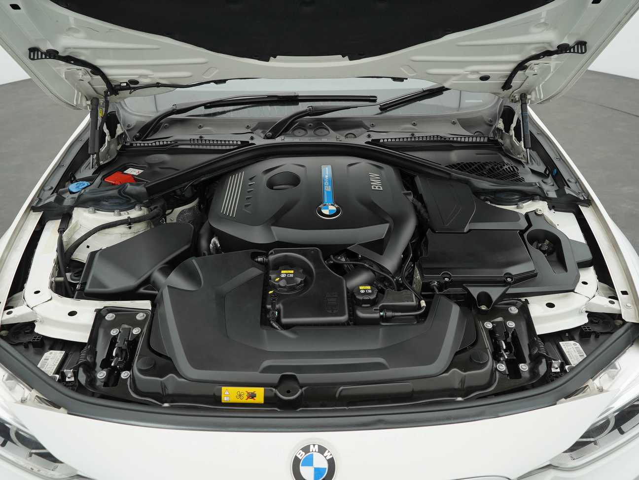 used 2018 BMW 330e M Sport 2.0