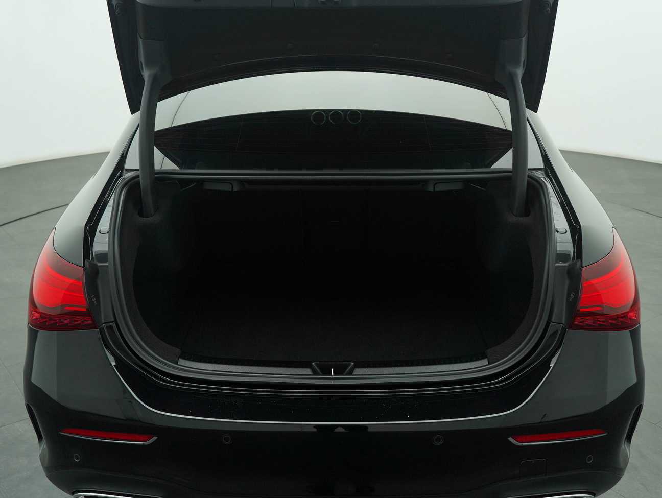 used 2023 Mercedes-Benz A250 4MATIC AMG Line 2.0