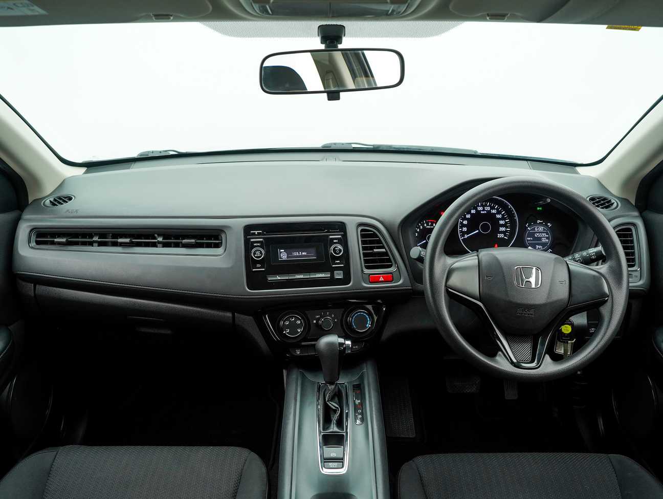 terpakai 2016 Honda HR-V i-VTEC S 1.8