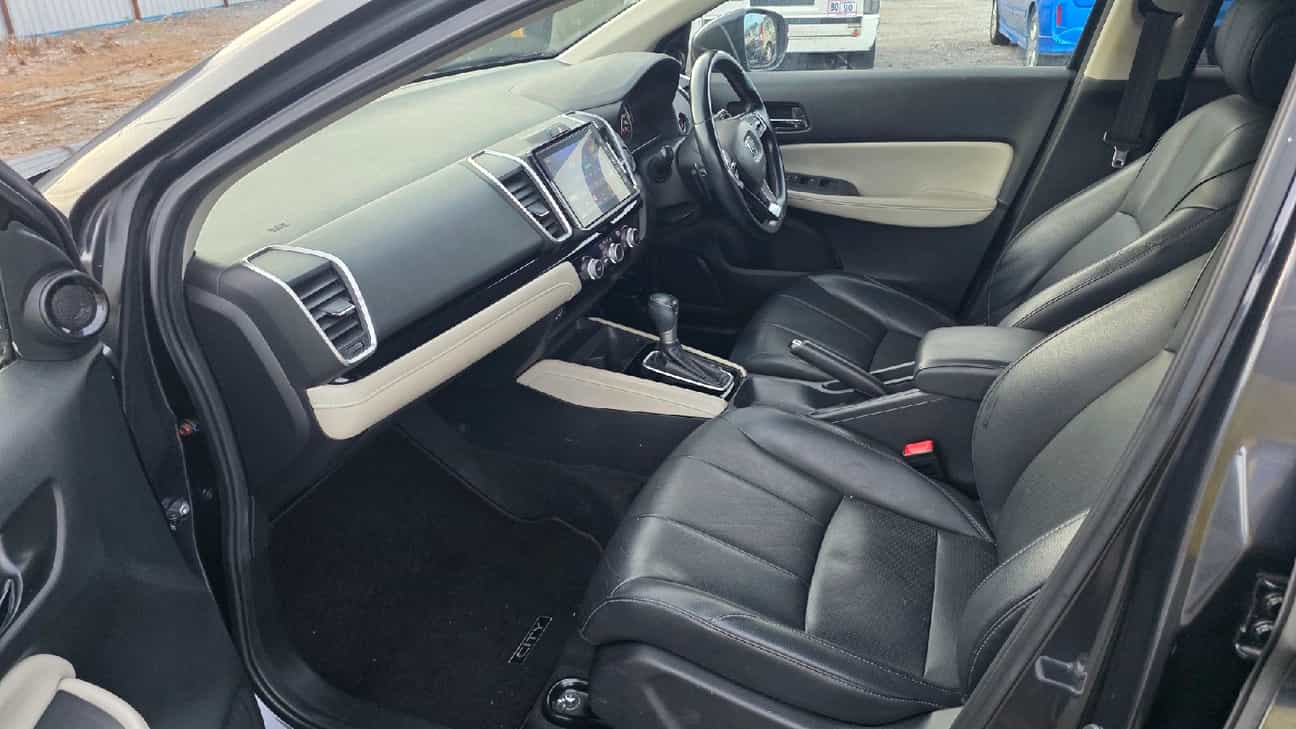 used 2022 Honda City V 1.5