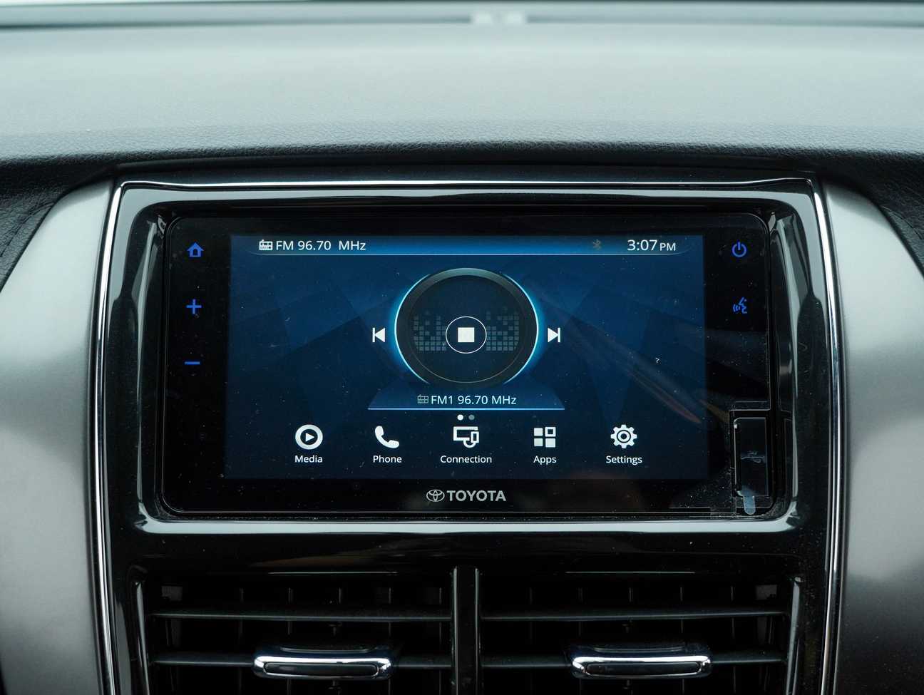 used 2021 Toyota Yaris E 1.5