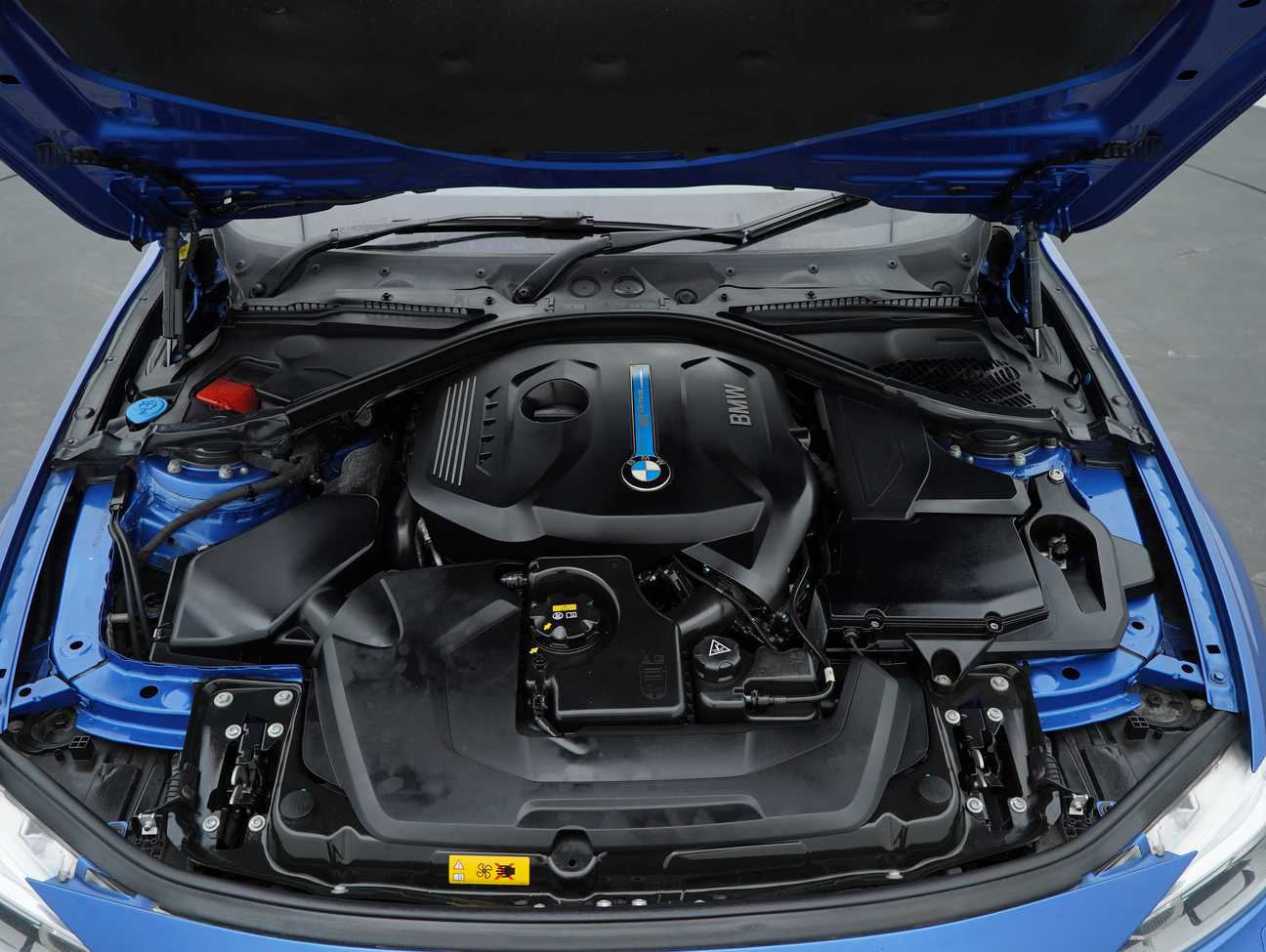 used 2018 BMW 330e M Sport 2.0