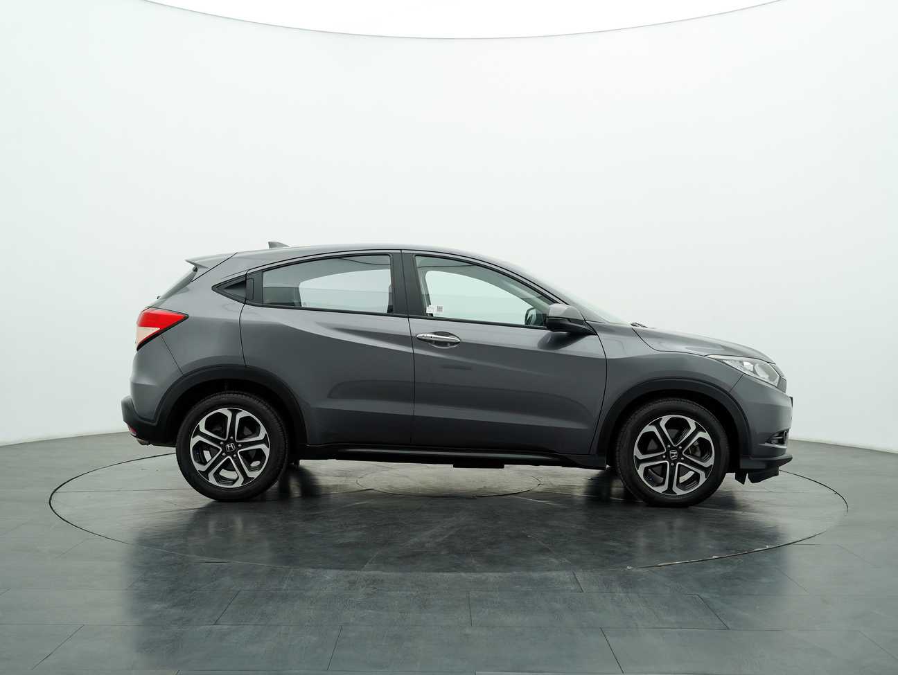 terpakai 2018 Honda HR-V i-VTEC V 1.8