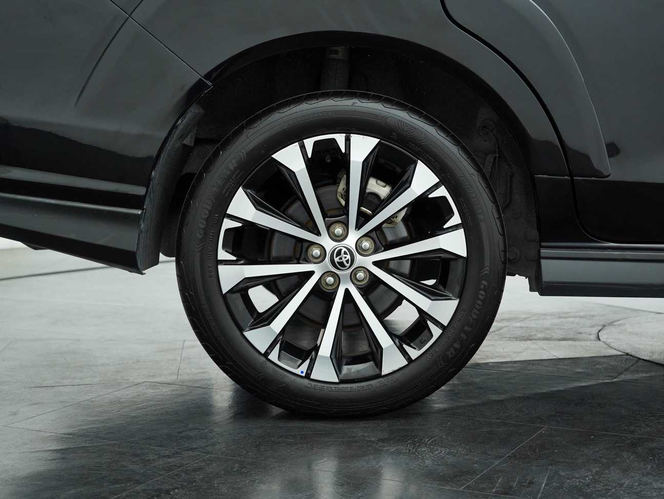 used 2022 Toyota Veloz  1.5