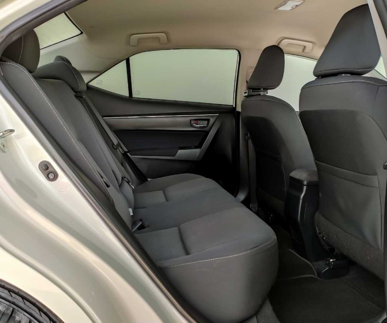 used 2014 Toyota COROLLA ALTIS E 1.8