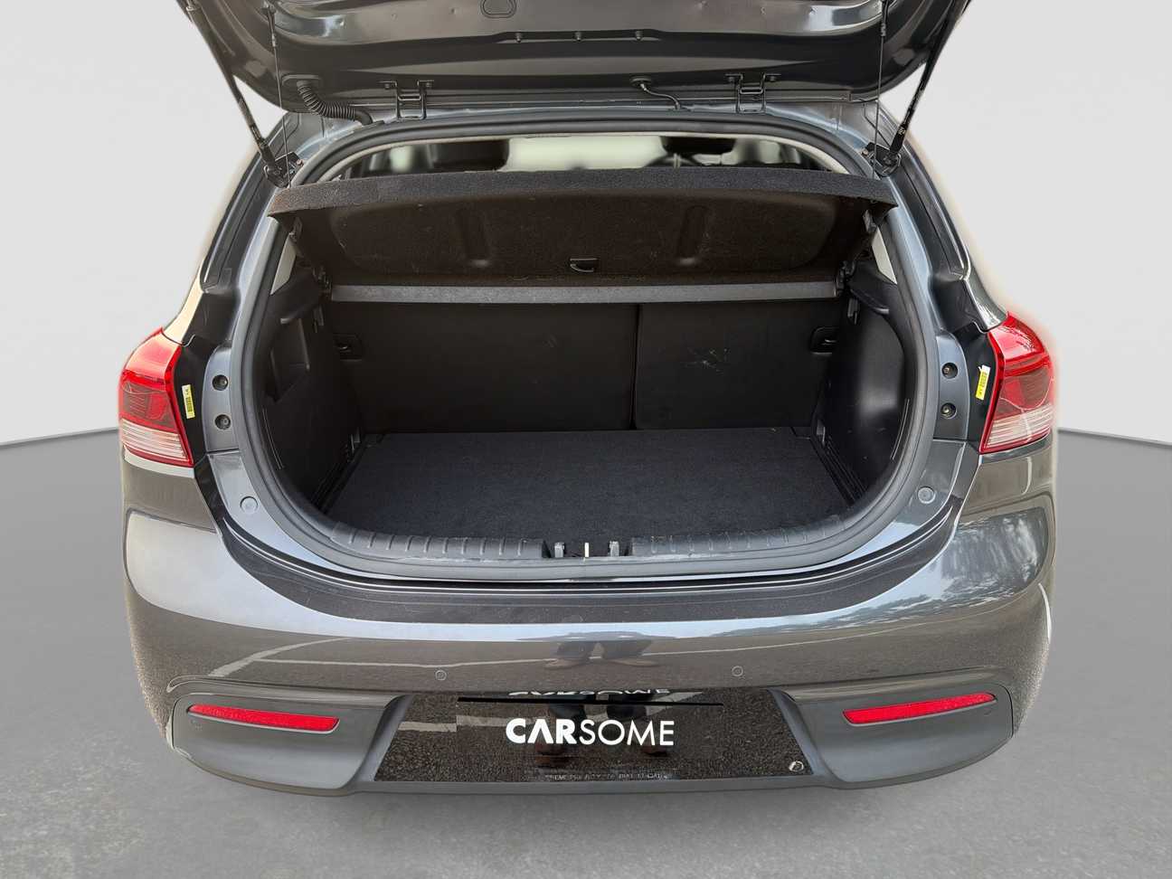 terpakai 2018 Kia Rio EX 1.4