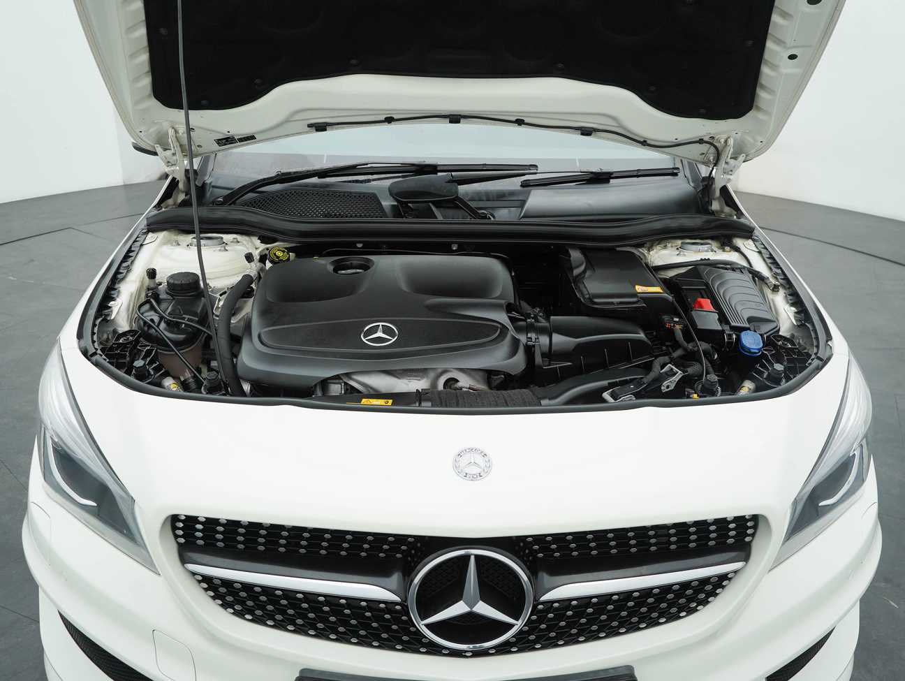 used 2016 Mercedes-Benz CLA250 4MATIC 2.0