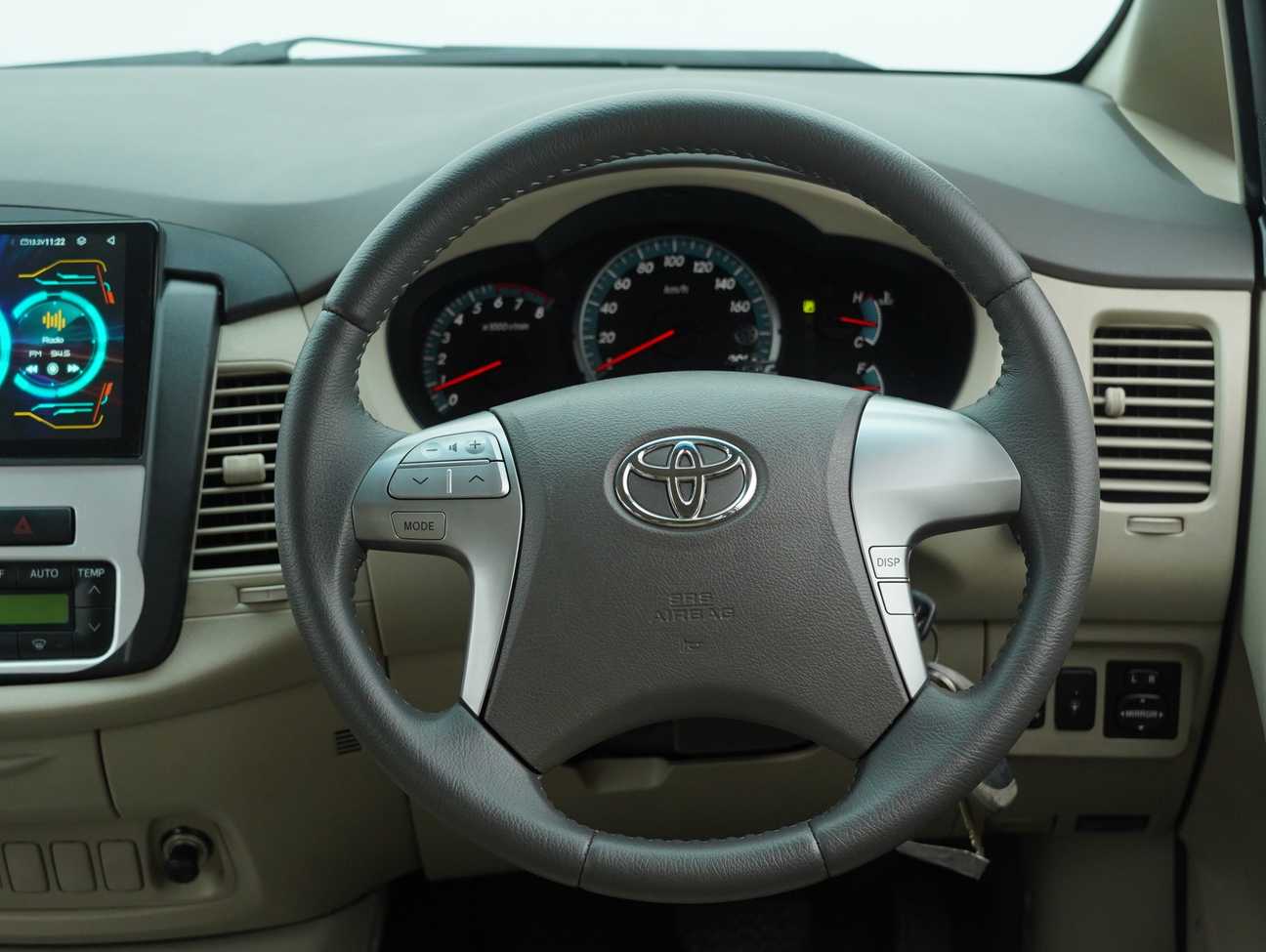 used 2013 Toyota Innova G 2.0