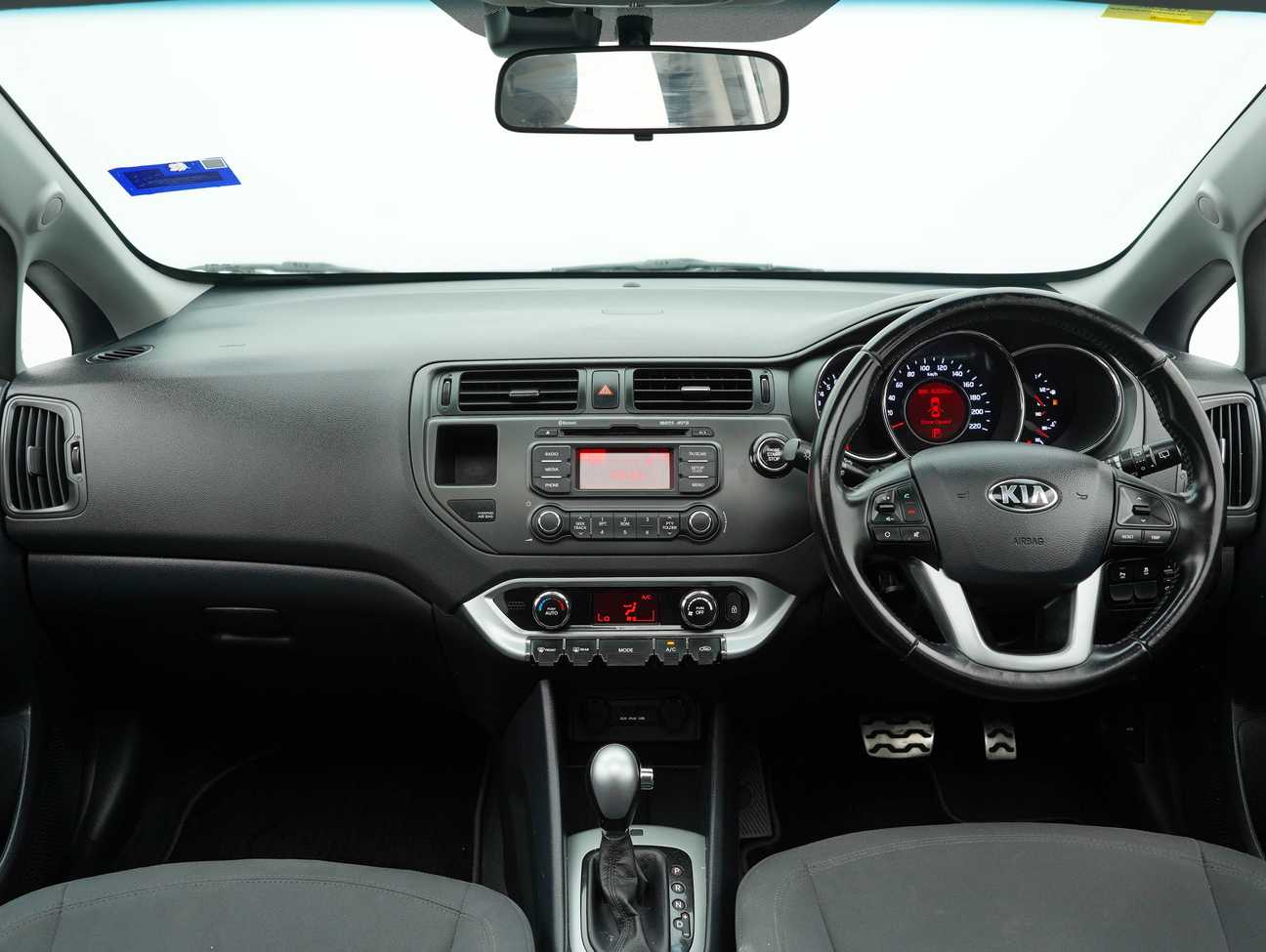 used 2015 Kia RIO UB 1.4