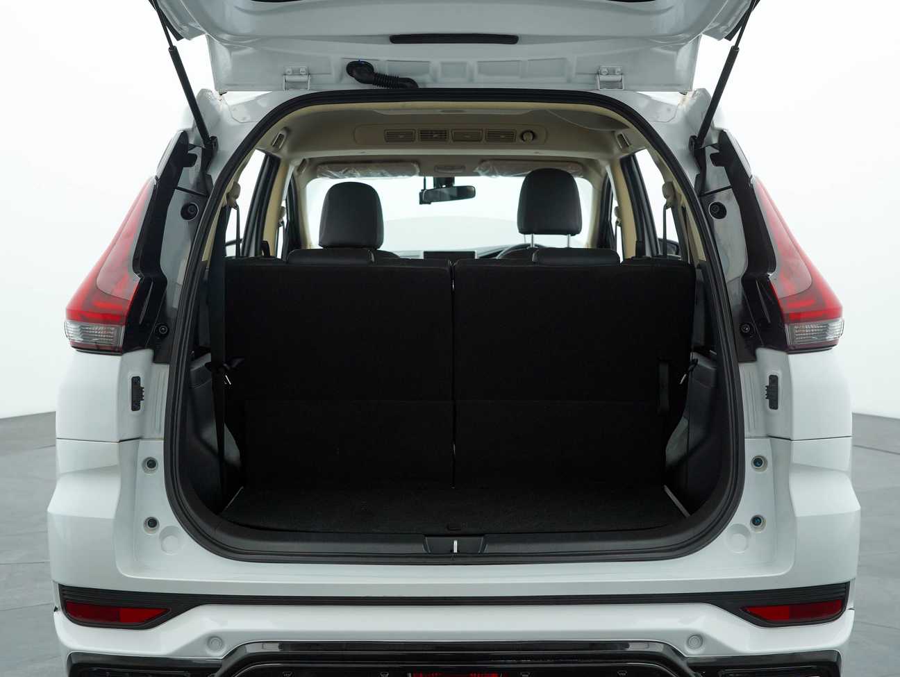 used 2024 Mitsubishi Xpander  1.5