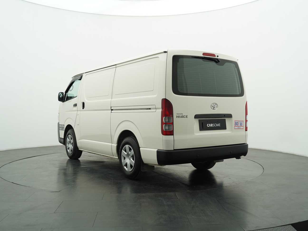 used 2022 Toyota Hiace Panel 2.5