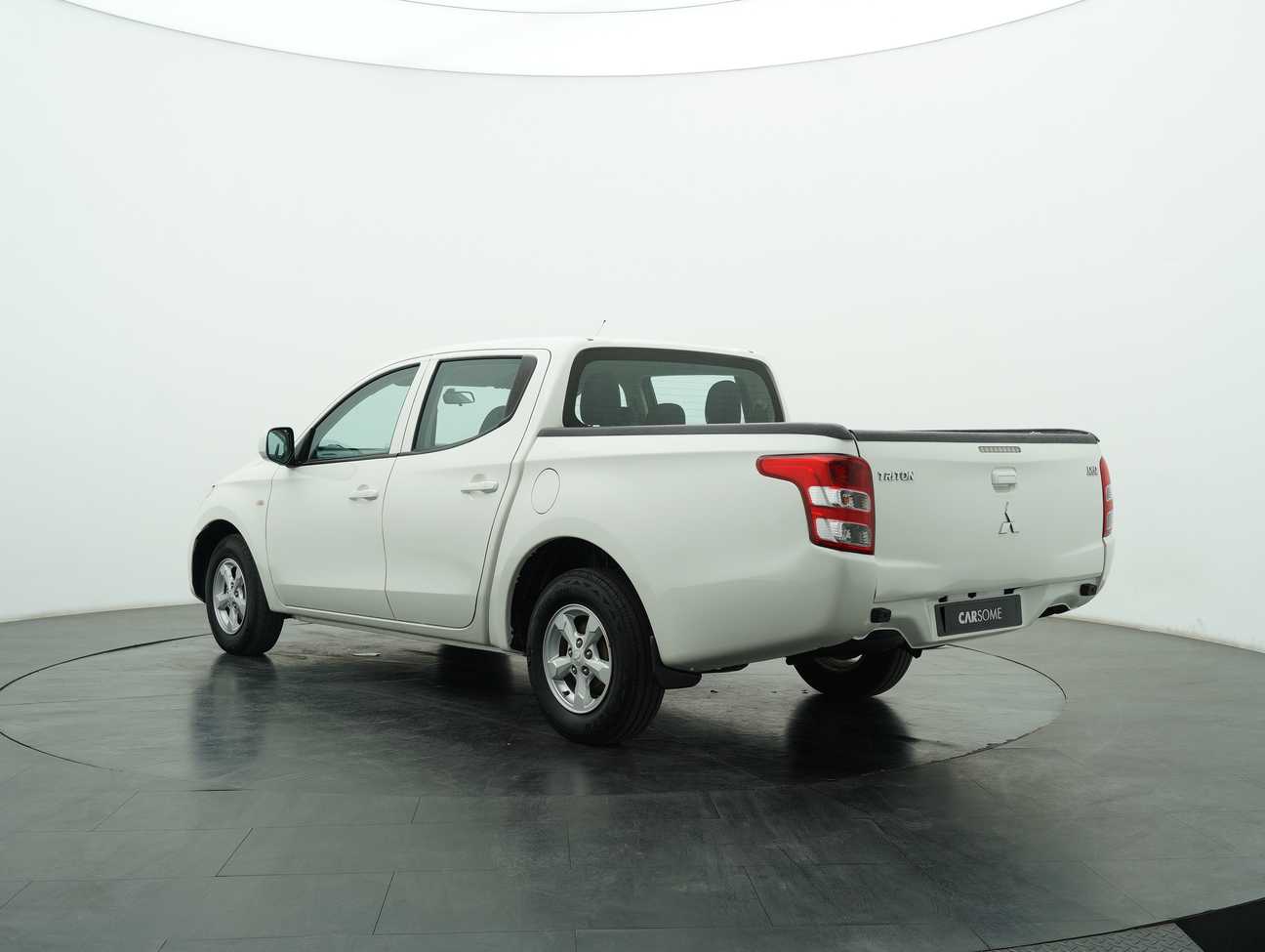 used 2019 Mitsubishi Triton Quest Dual Cab 2.5