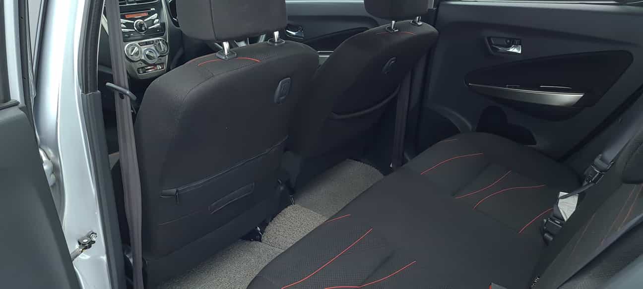 terpakai 2015 Perodua AXIA SE 1.0