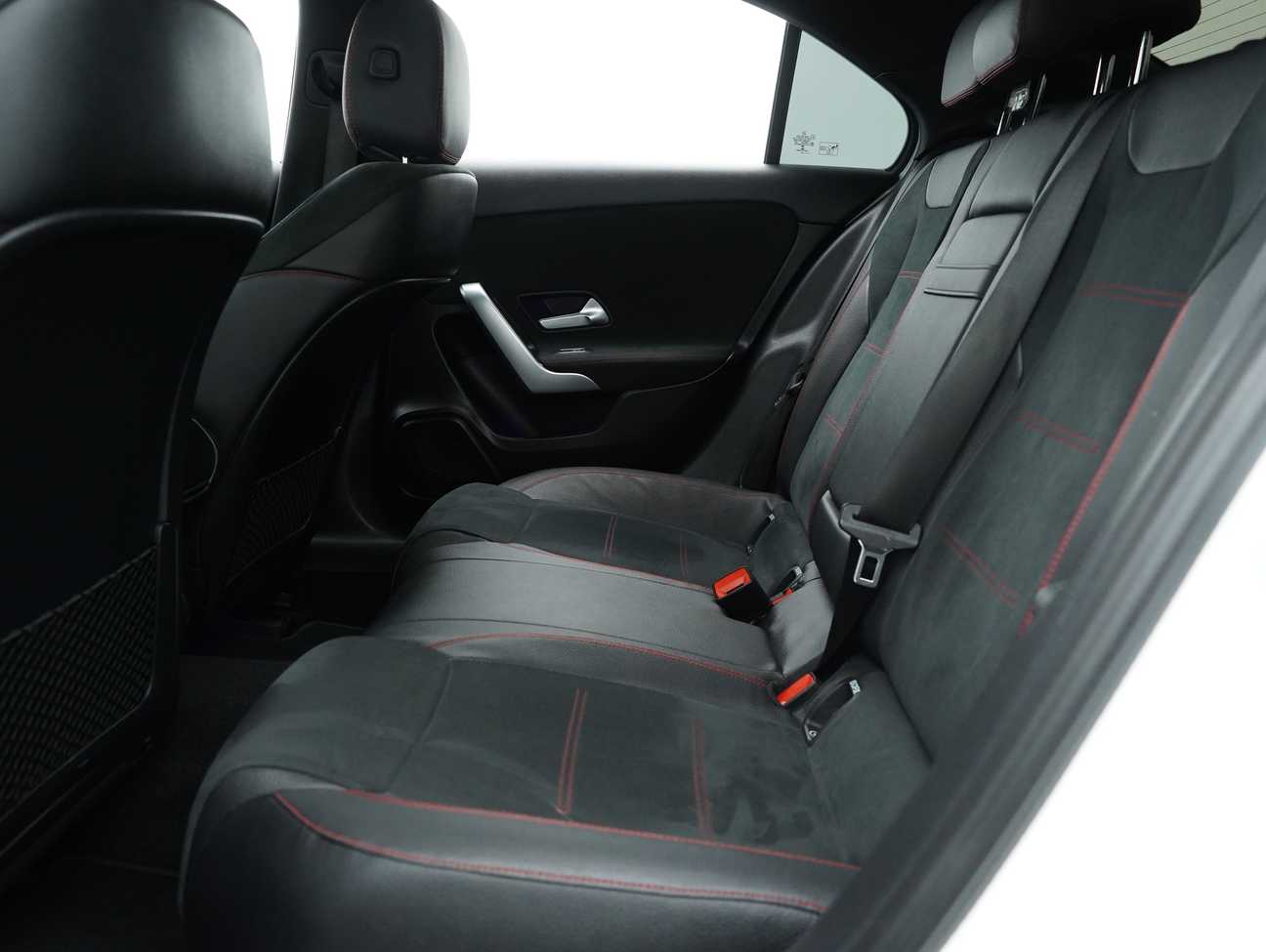 terpakai 2019 Mercedes-Benz A250 AMG Line 2.0