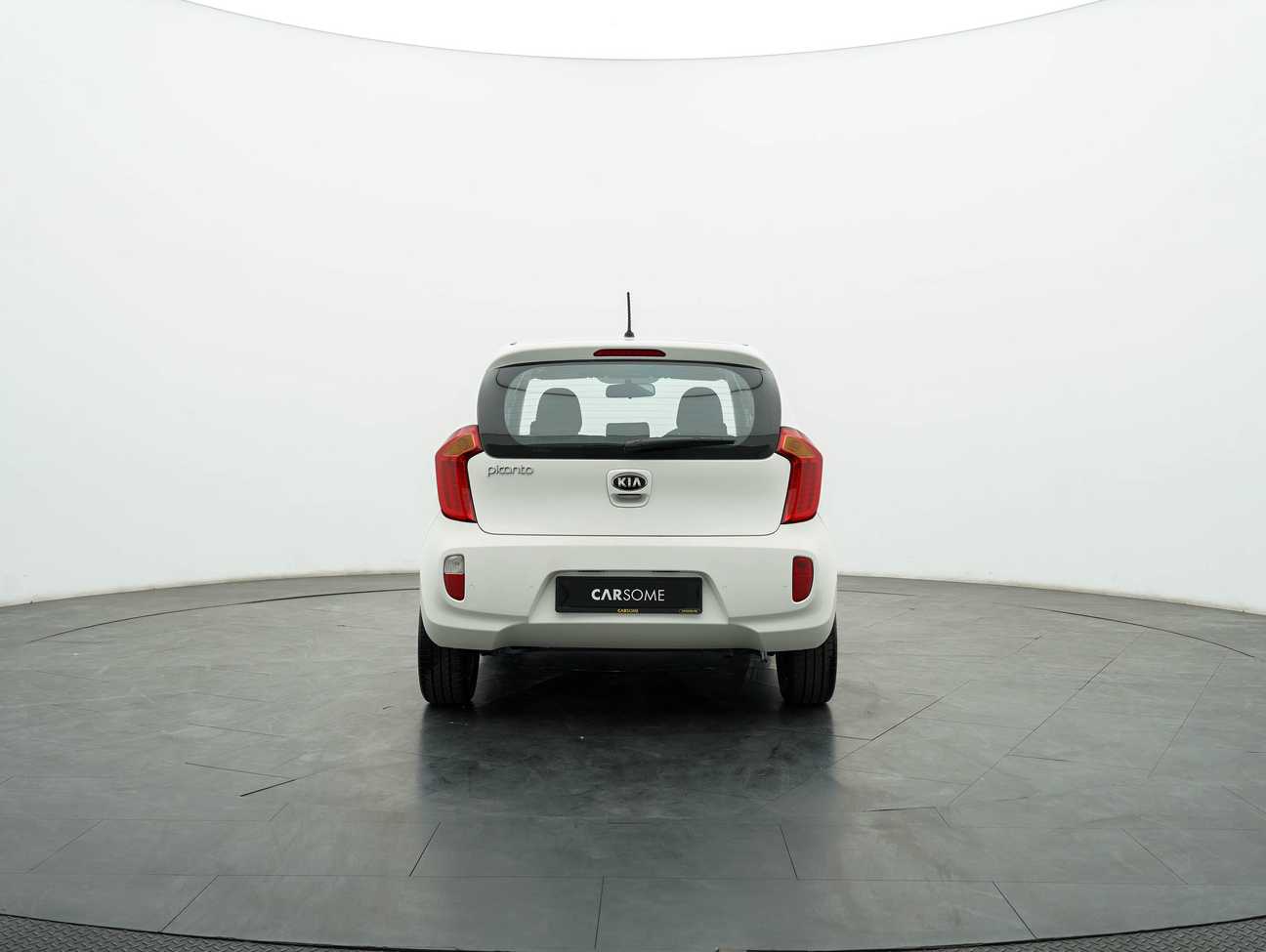 terpakai 2014 Kia Picanto  1.2