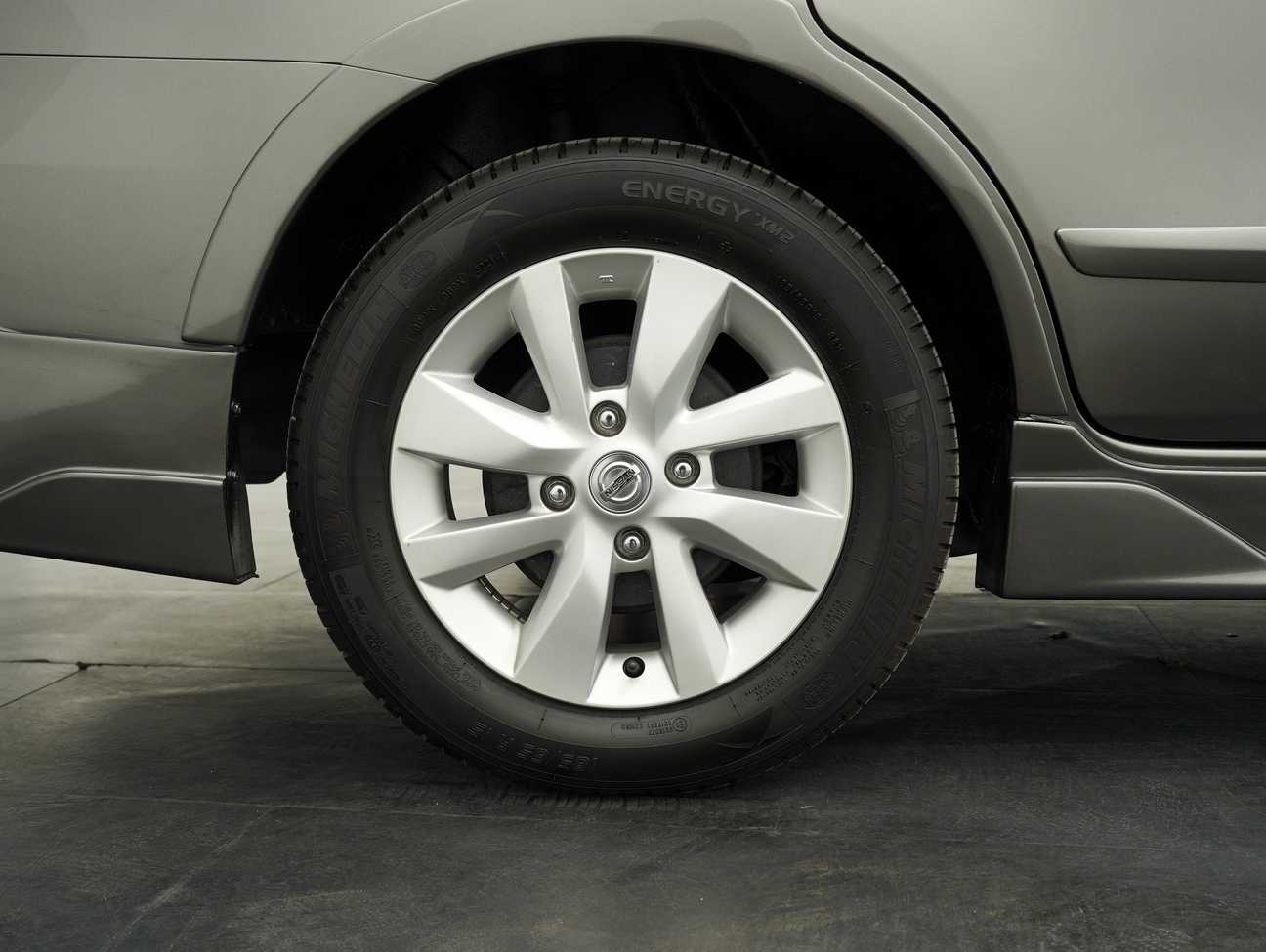 terpakai 2018 Nissan Grand Livina Comfort 1.8