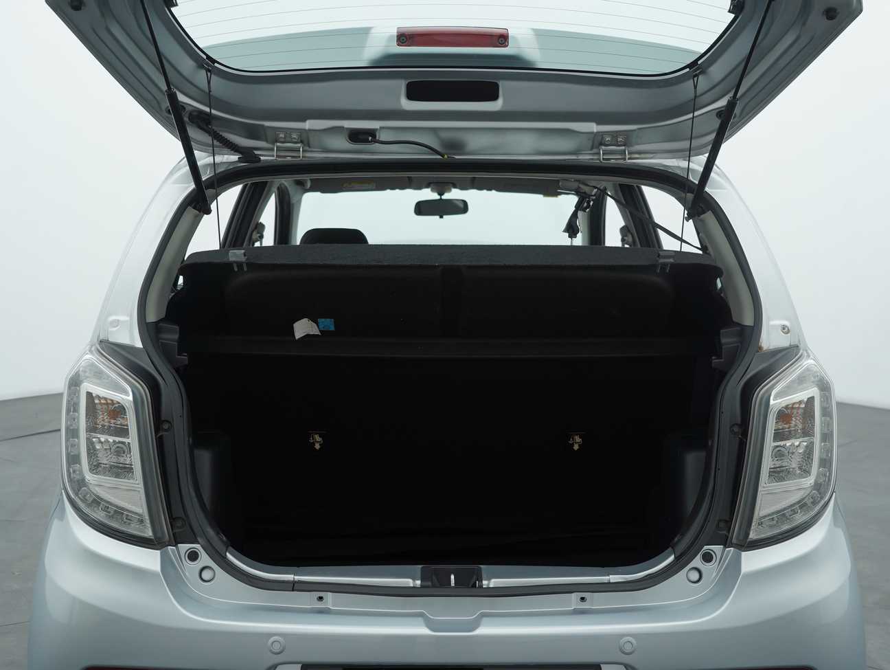 terpakai 2015 Perodua AXIA SE 1.0