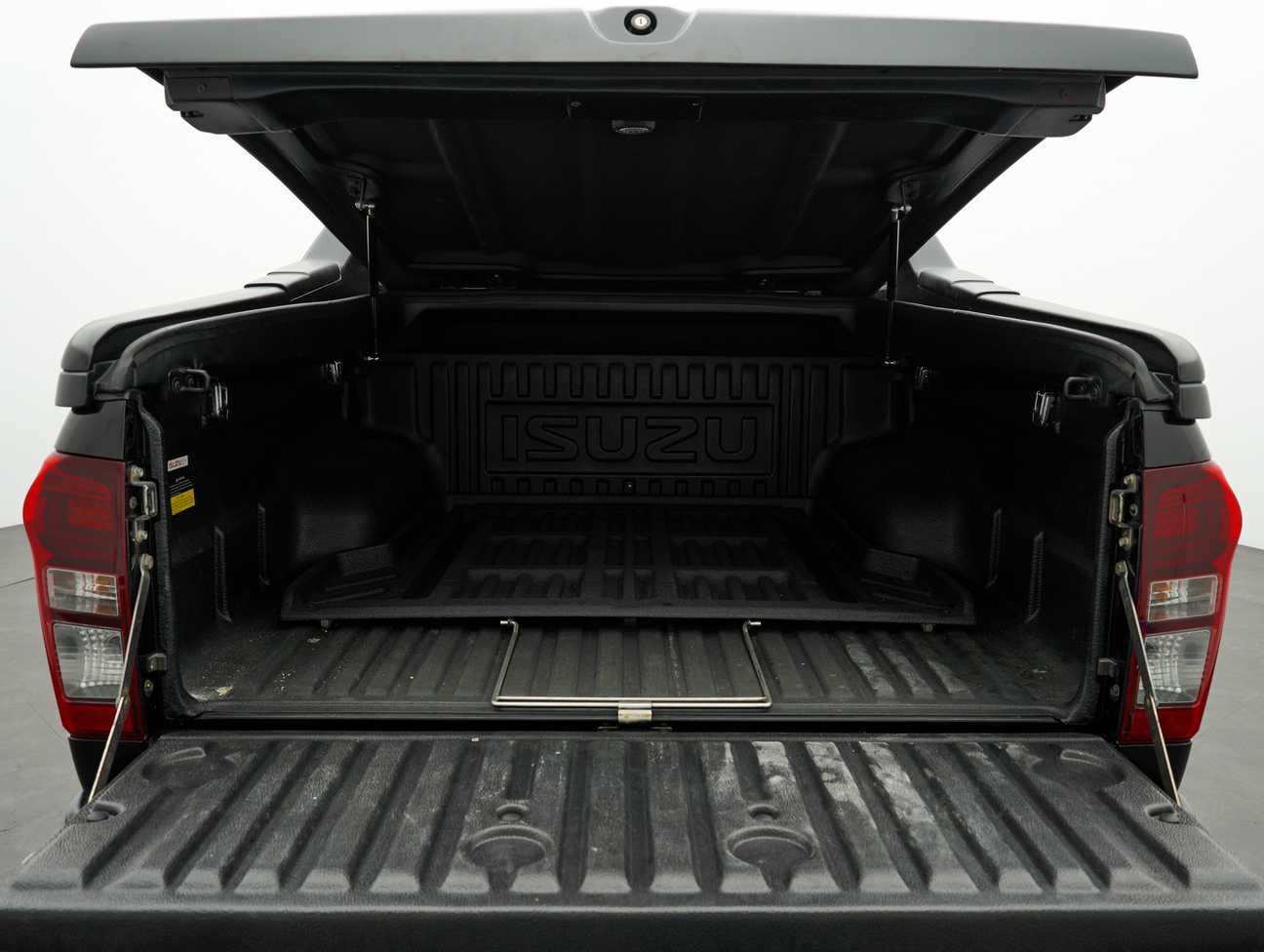 terpakai 2018 Isuzu D-Max  2.5