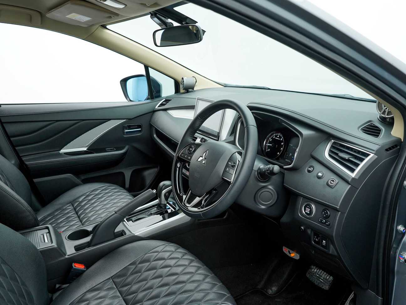 terpakai 2022 Mitsubishi Xpander  1.5