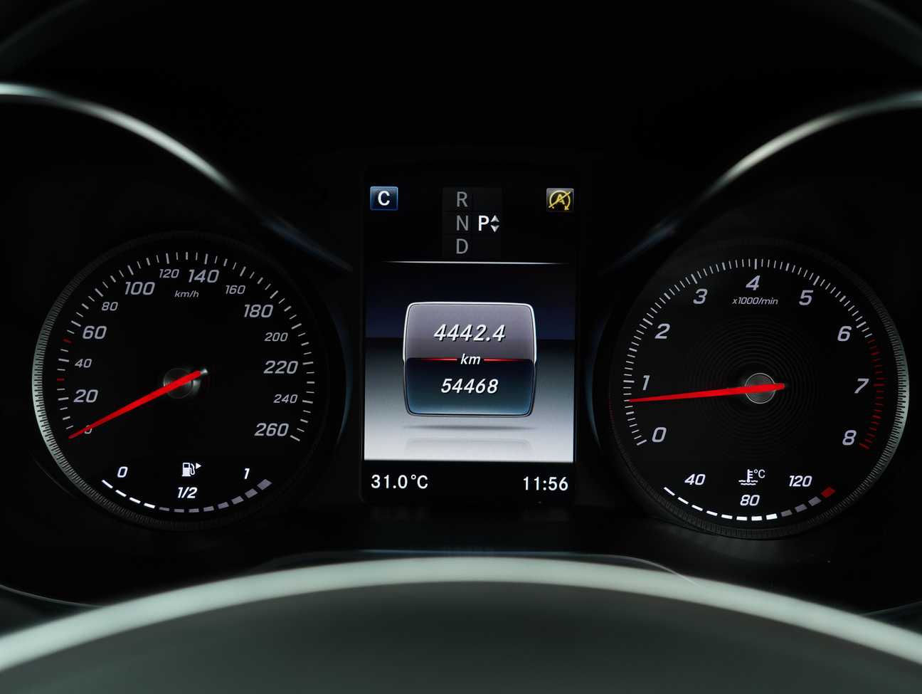 used 2019 Mercedes-Benz GLC250 4MATIC AMG Line 2.0