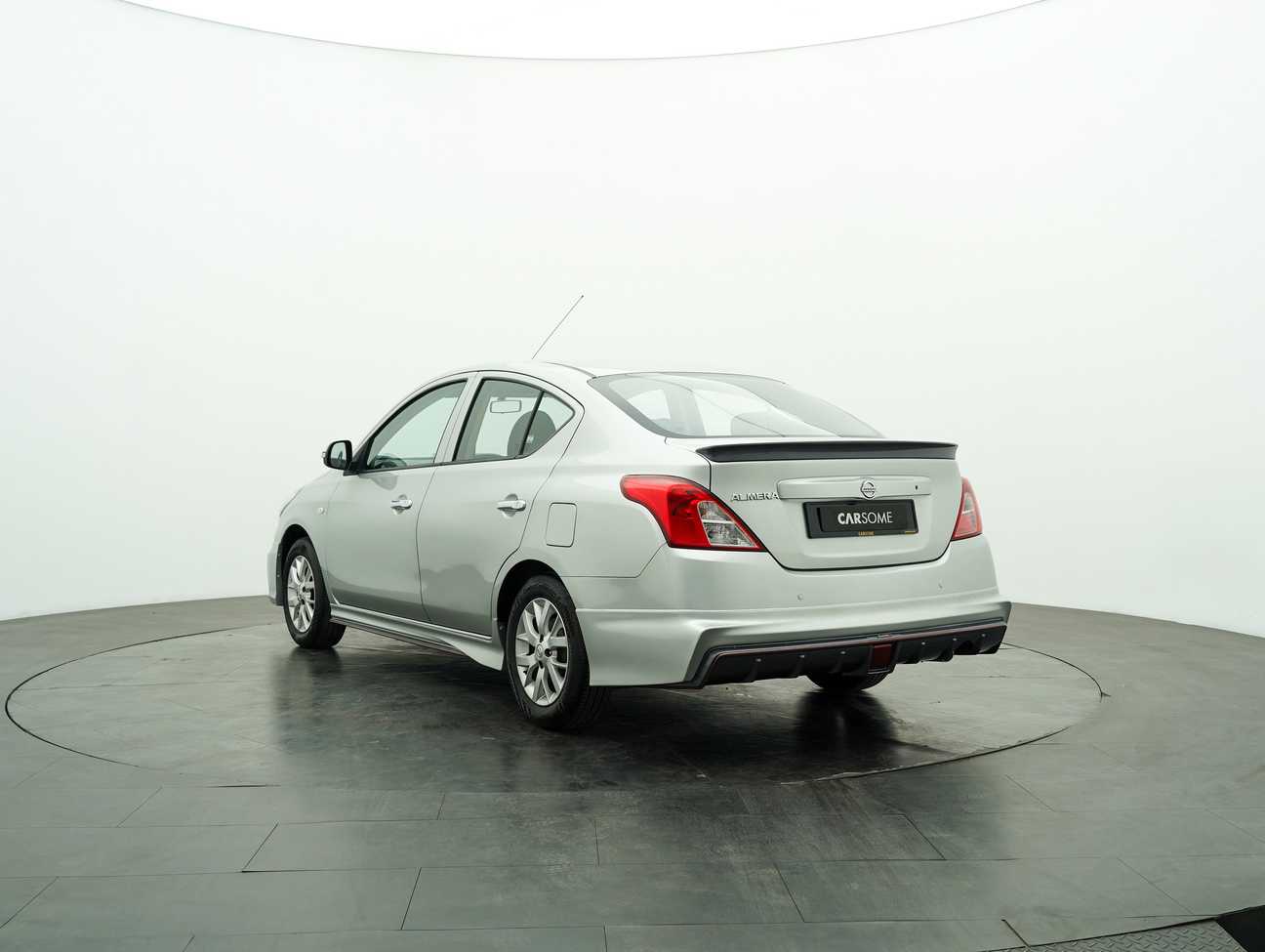 terpakai 2017 Nissan Almera E 1.5