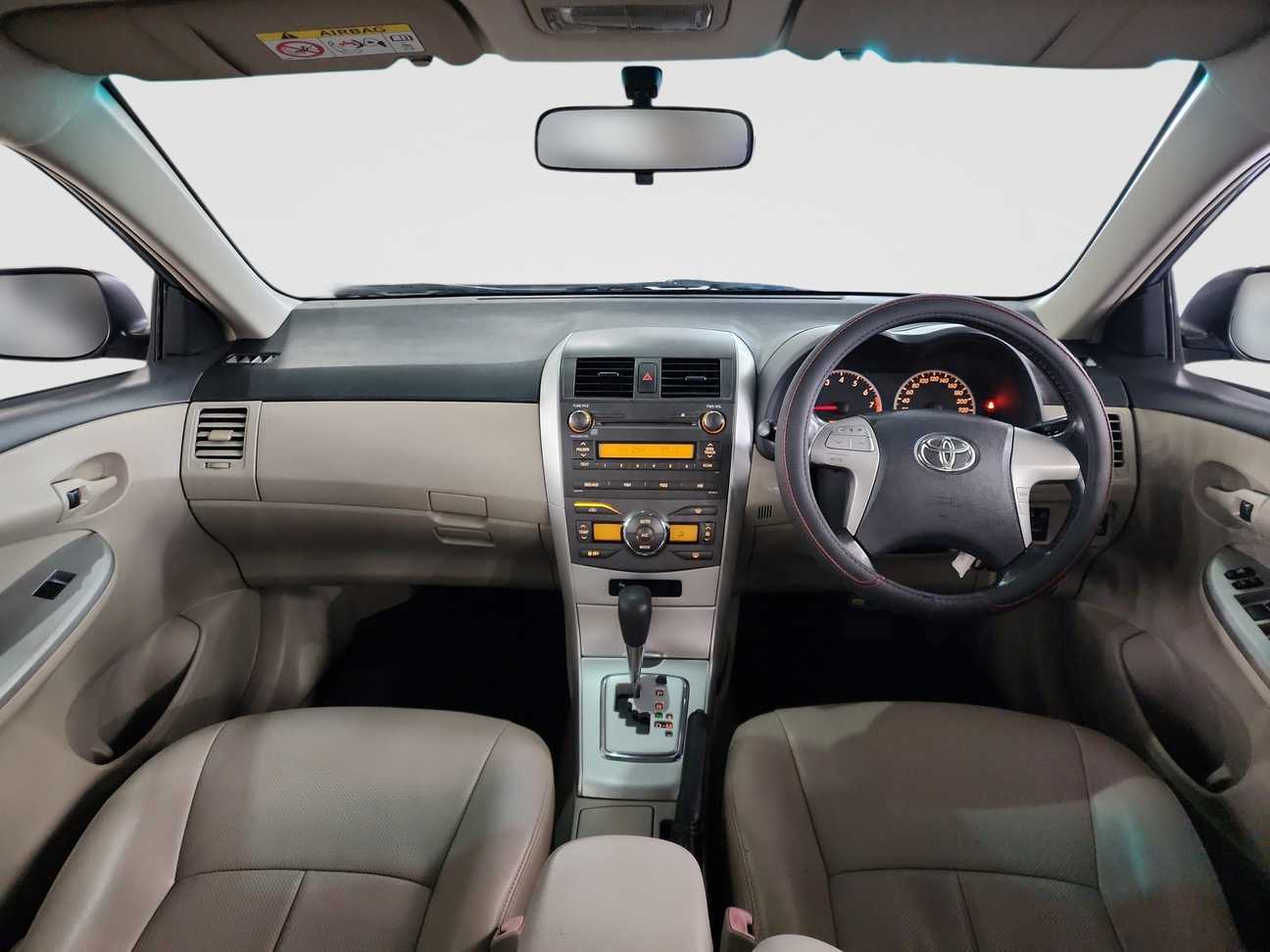 used 2013 Toyota Corolla Altis E 1.8