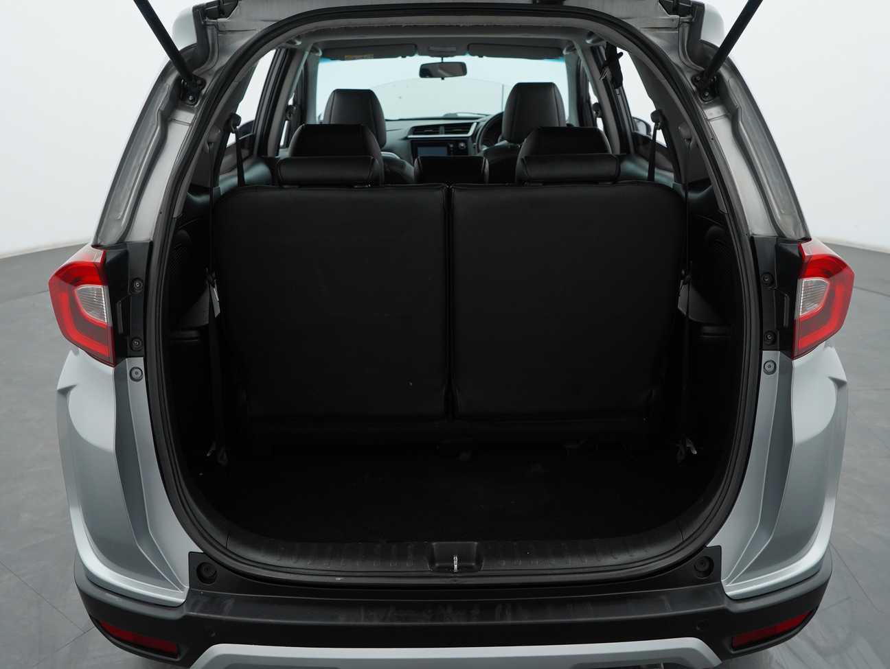 used 2018 Honda BR-V V 1.5