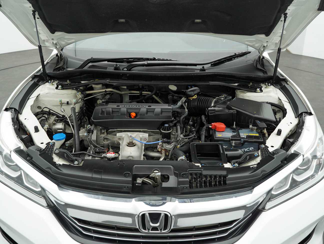 terpakai 2016 Honda ACCORD VTI-L 2.0