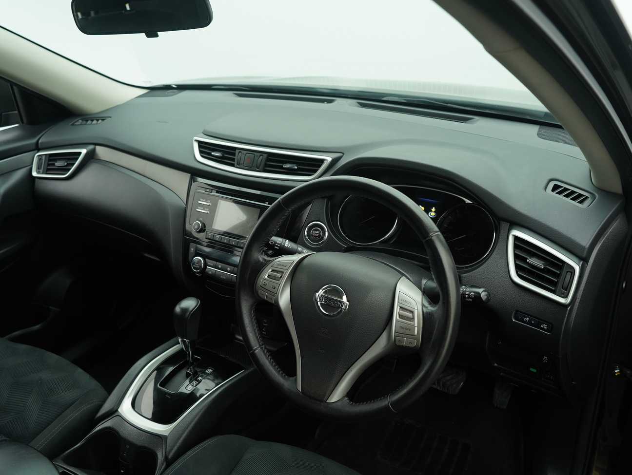 terpakai 2019 Nissan X-Trail  2.0