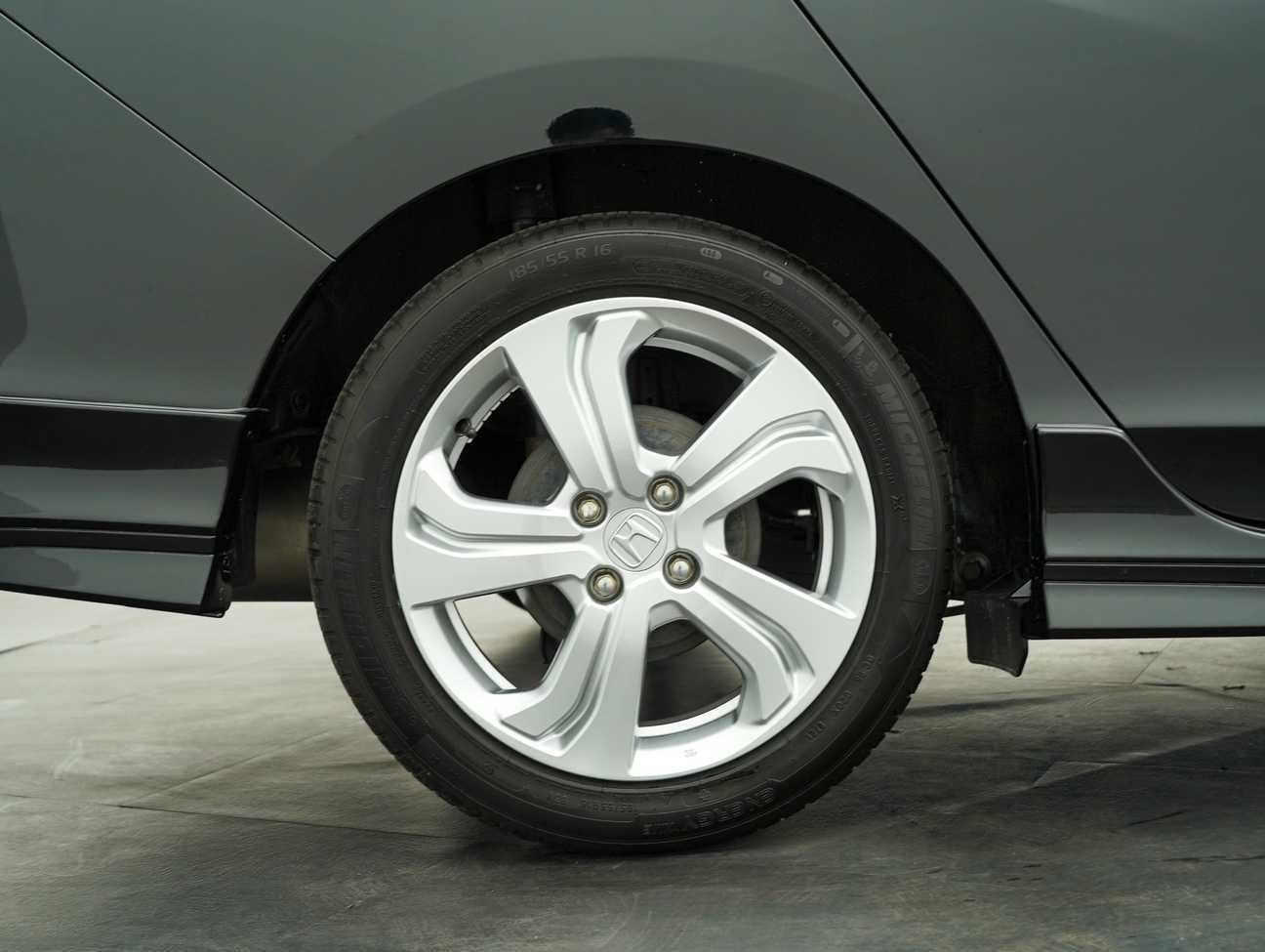 used 2014 Honda City V 1.5