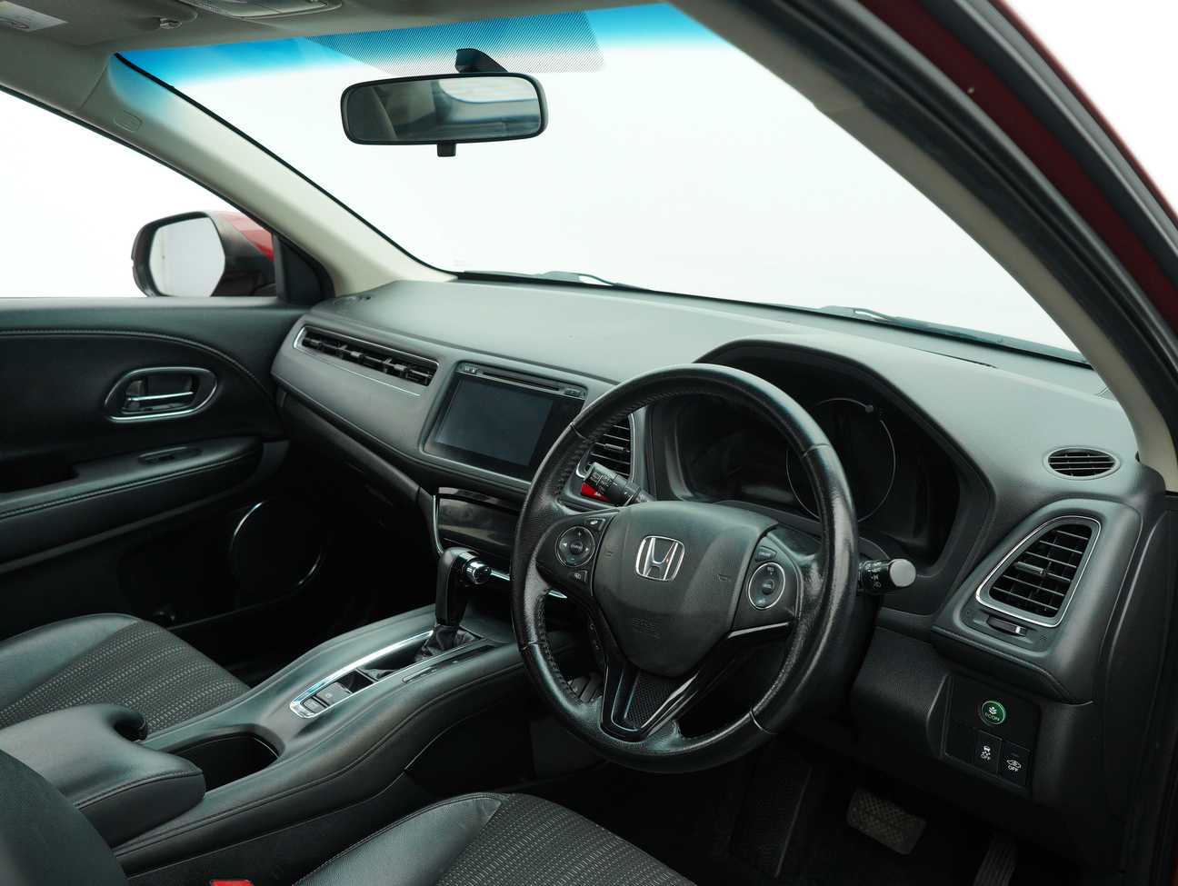 used 2017 Honda HR-V V 1.8