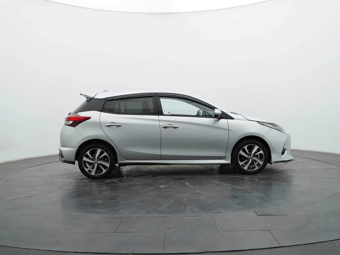 terpakai 2022 Toyota Yaris G 1.5