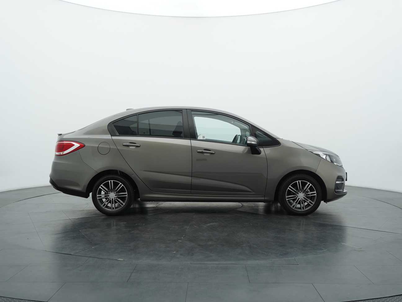 terpakai 2021 Proton Persona Premium 1.6