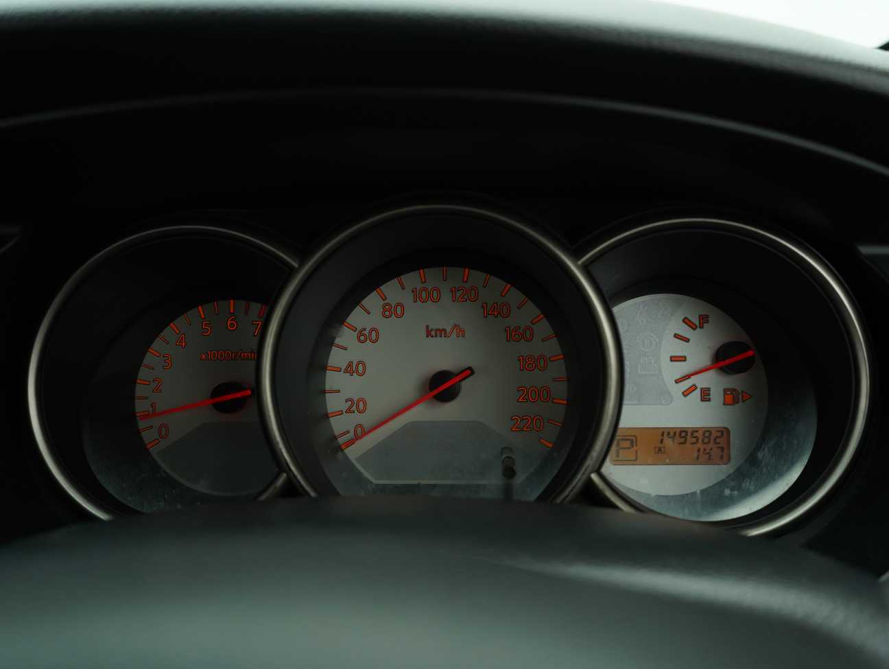 used 2012 Nissan Grand Livina ST-L Comfort 1.6