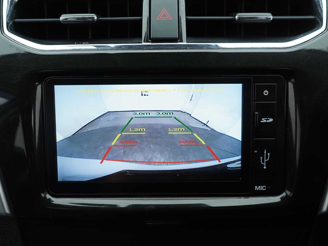 terpakai 2022 Perodua Aruz AV 1.5