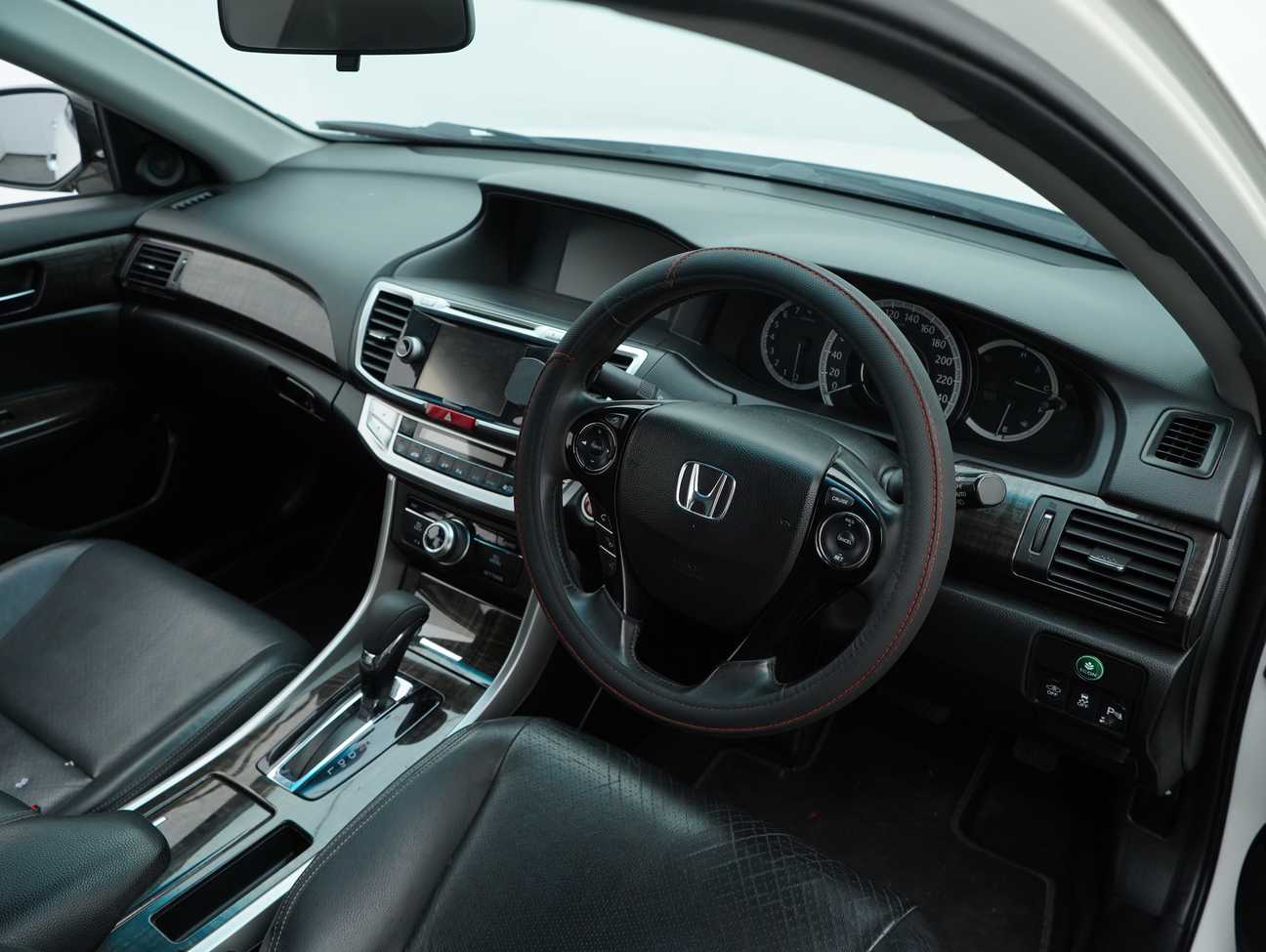 used 2015 Honda Accord VTi-L 2.0
