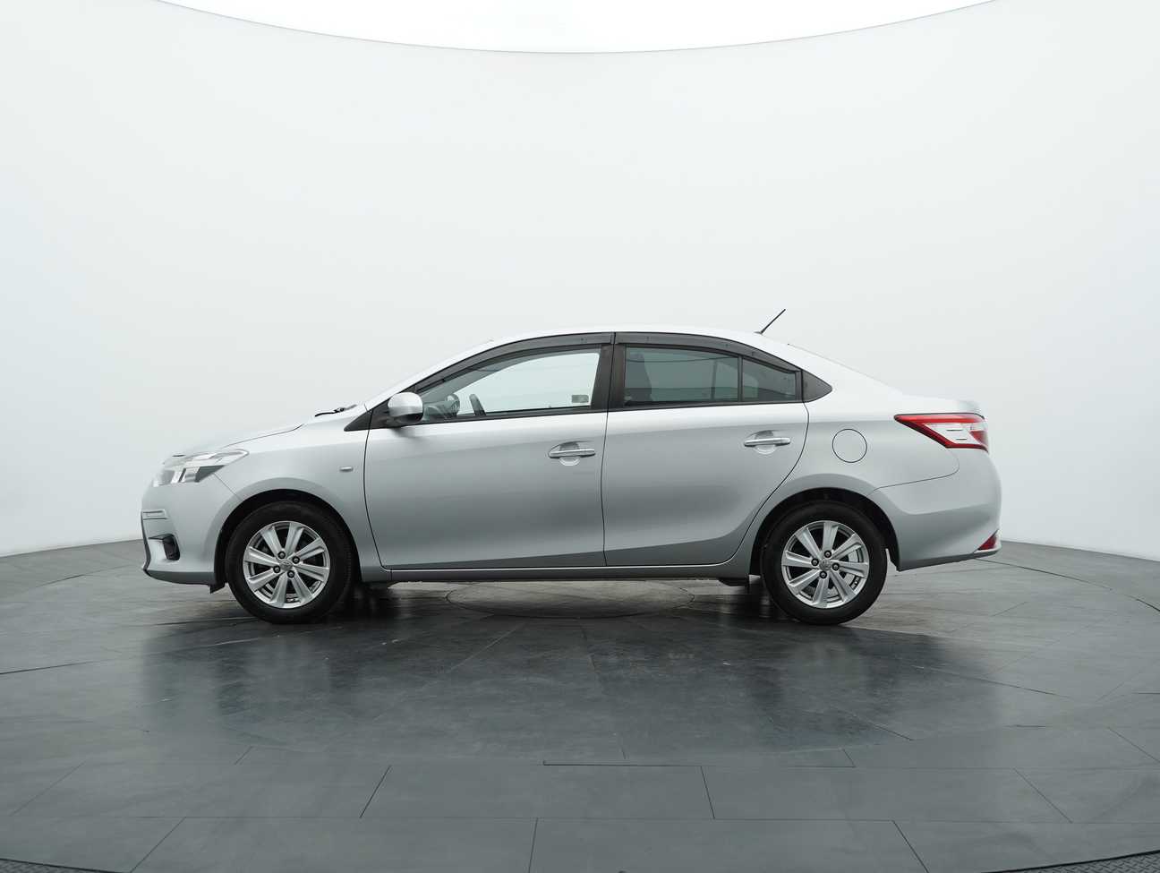 terpakai 2016 Toyota Vios J 1.5