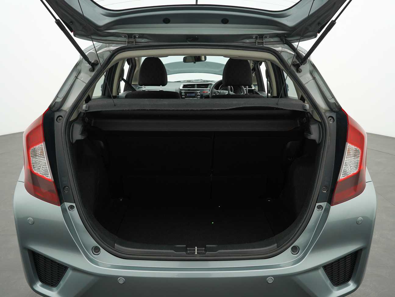 used 2014 Honda Jazz E 1.5