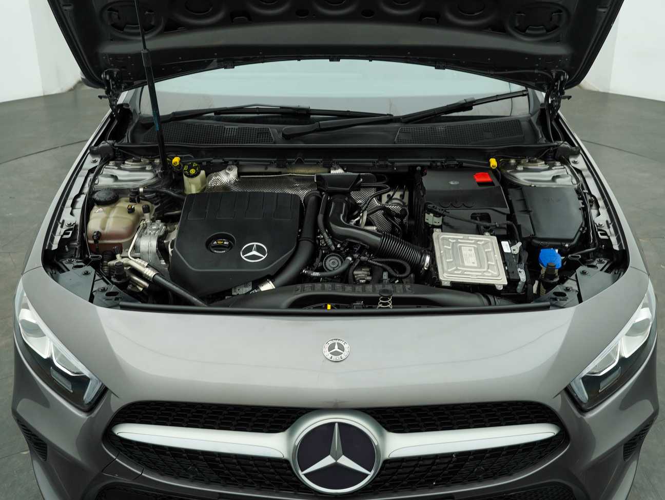 used 2018 Mercedes-Benz A200 Progressive Line 1.3