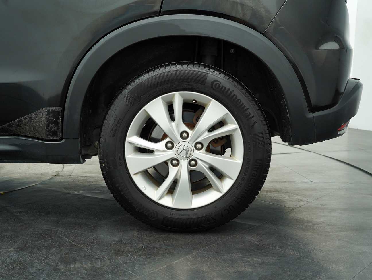 terpakai 2015 Honda HR-V i-VTEC E 1.8