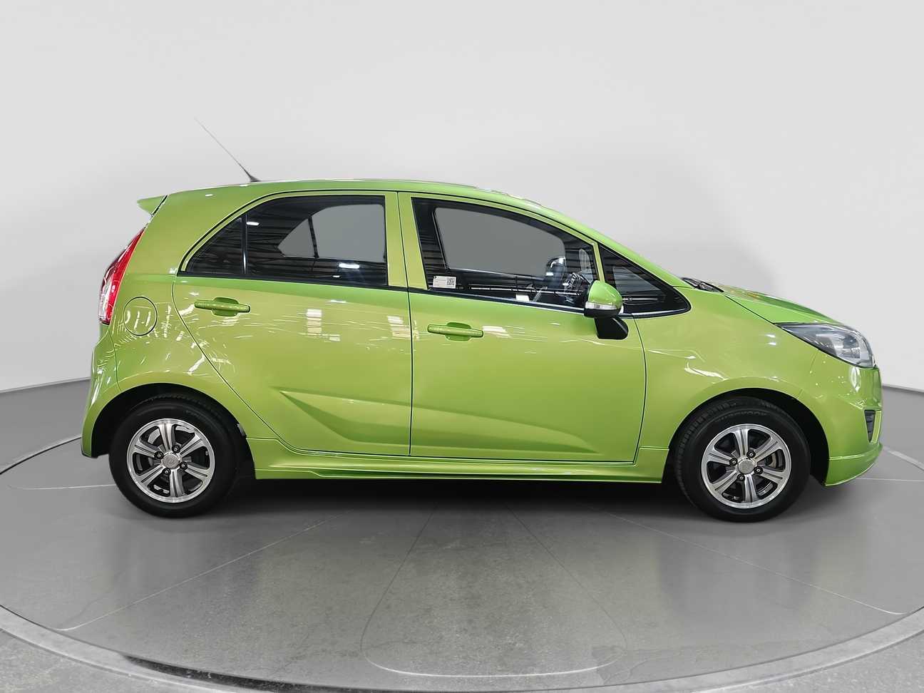 used 2015 Proton Iriz Standard 1.3