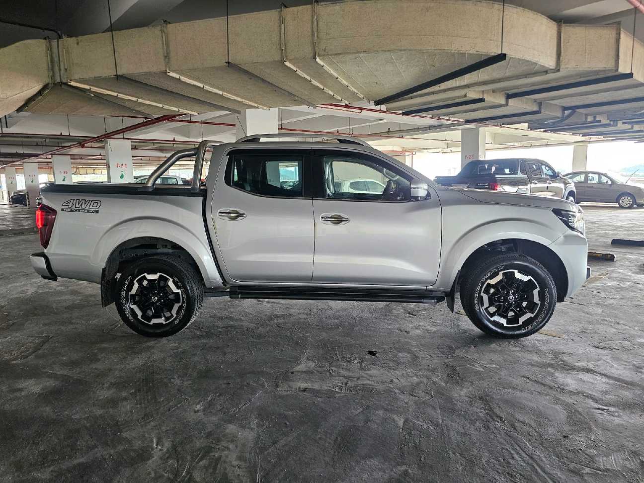 terpakai 2022 Nissan Navara VL Dual Cab 2.5