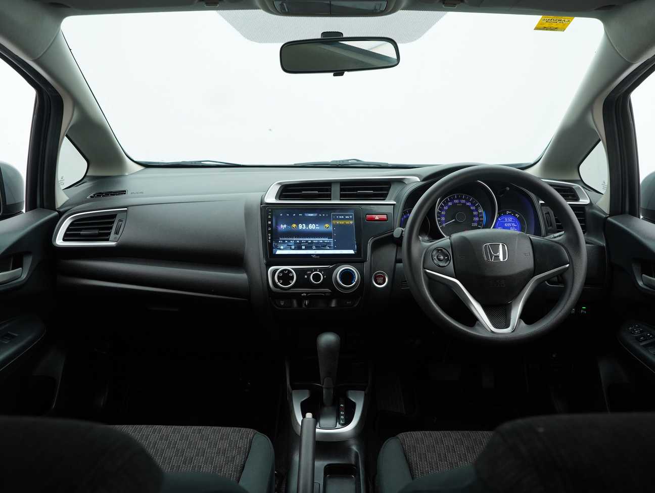 used 2015 Honda Jazz E 1.5