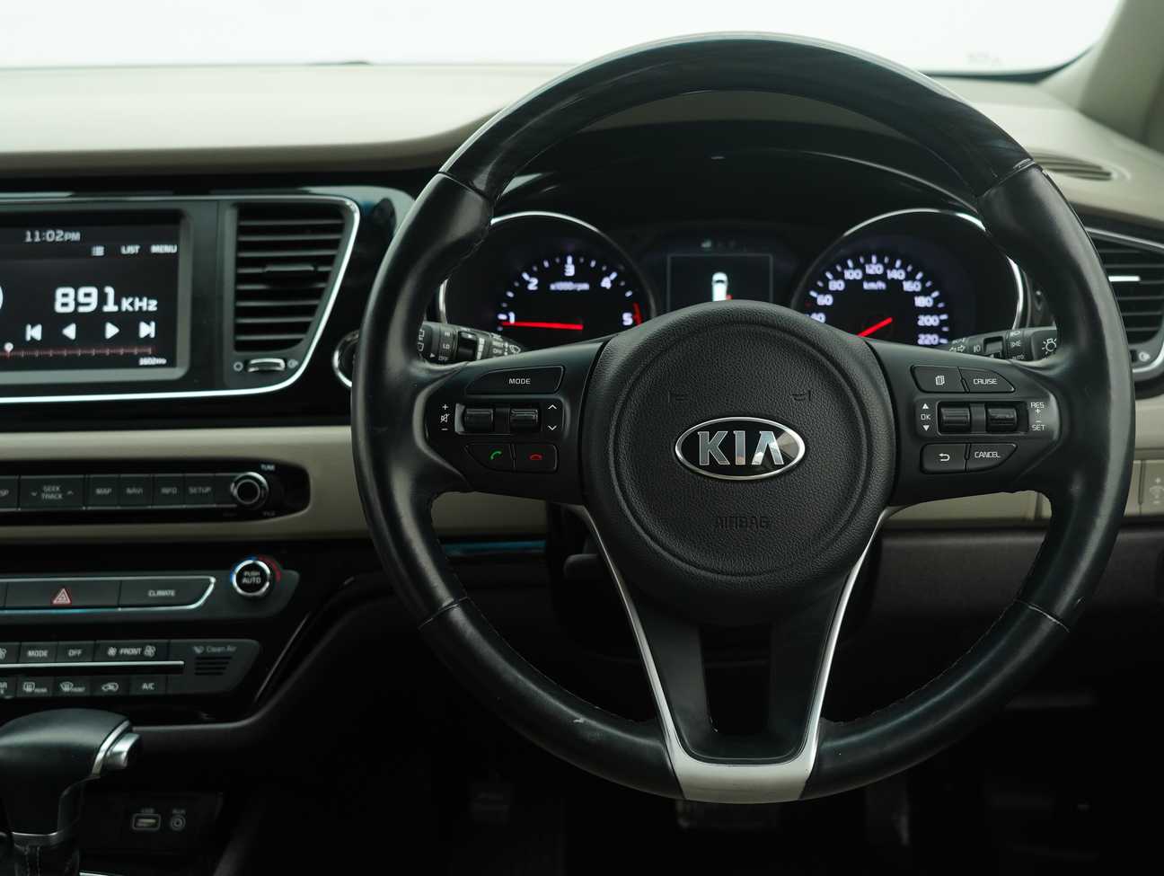 used 2018 Kia Carnival  2.2